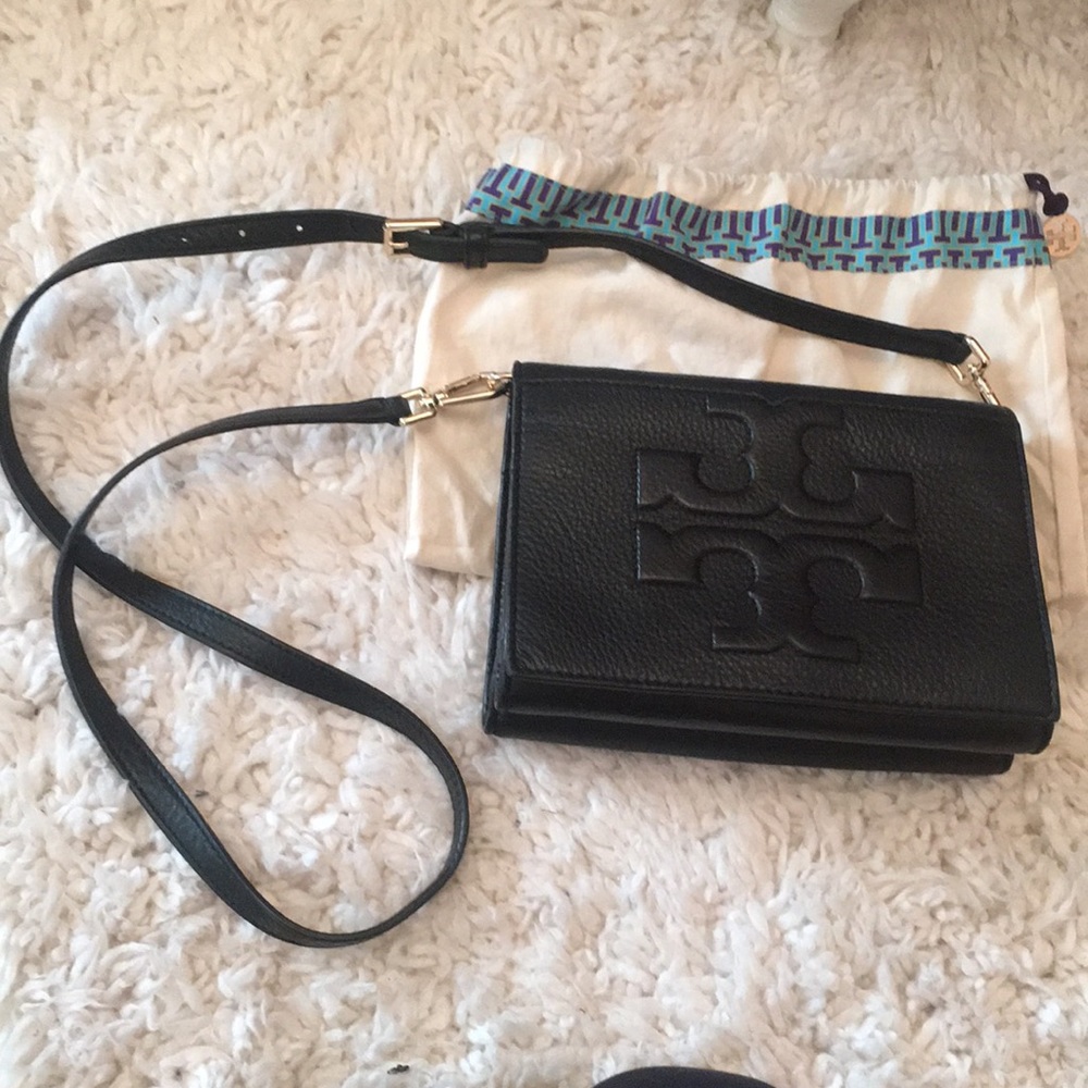 Tory Burch black crossbody with dust bag!